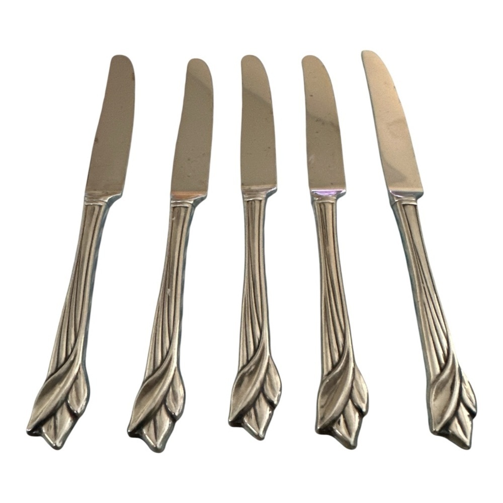 Oneida Stainless Steel Leander Dinner Knives Set of Five